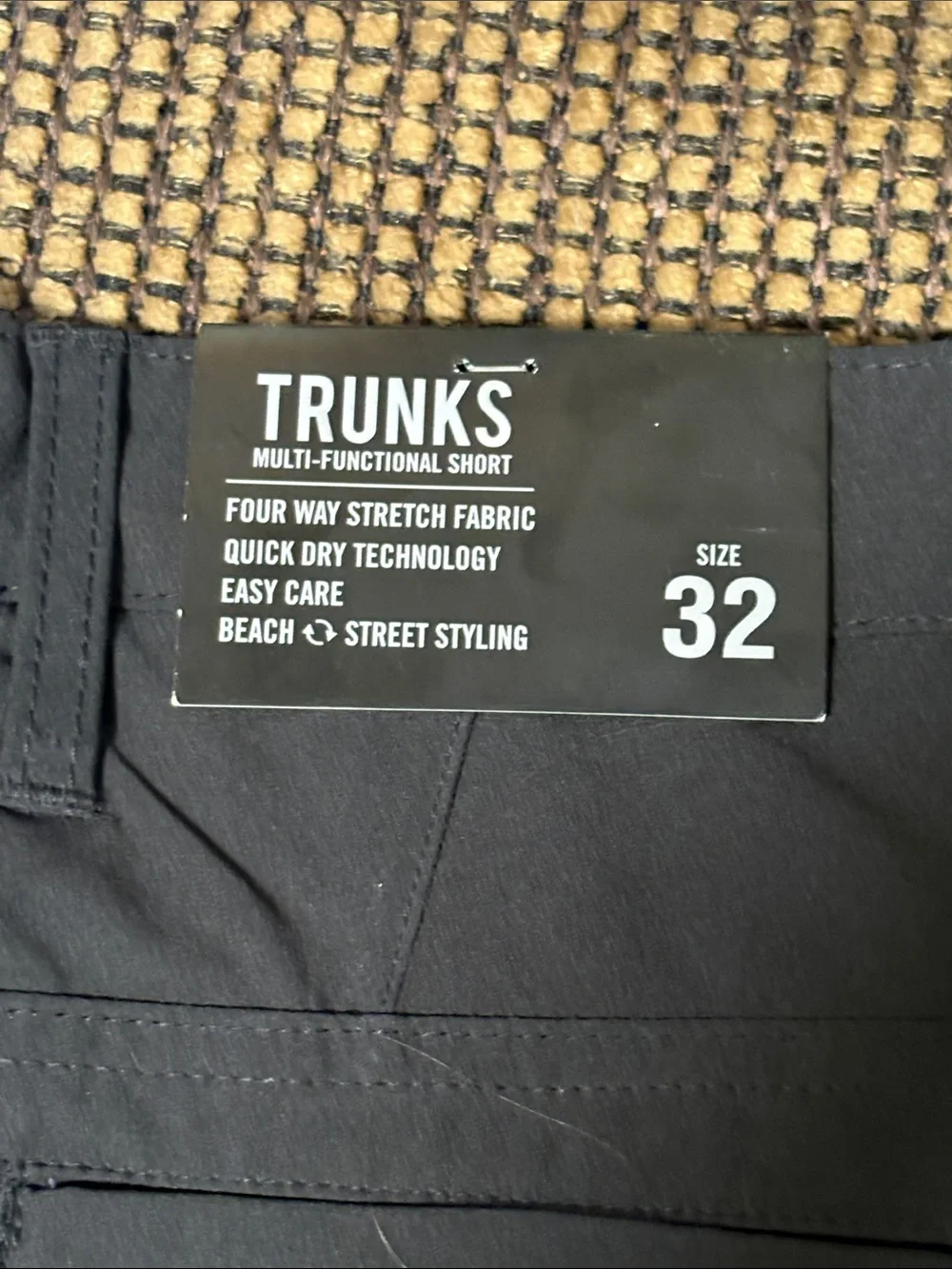 Trunks Black Men's Swim Multifunctional Short - 32